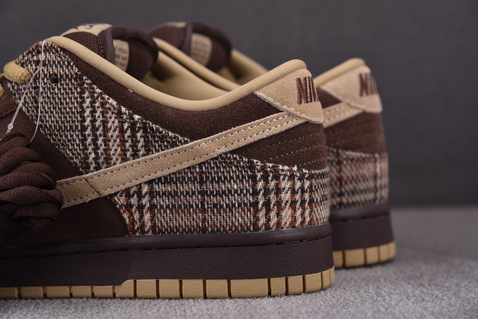 Dunk苏格兰尺码:40-47.5总裁R版出品-DunkSBLowPRO“Tweed”苏格兰棕色3042