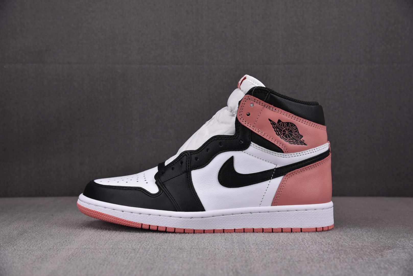 AJ1粉色 尺码:40-47.5纯原-Air Jordan 1 Retro High“Rust Pink
