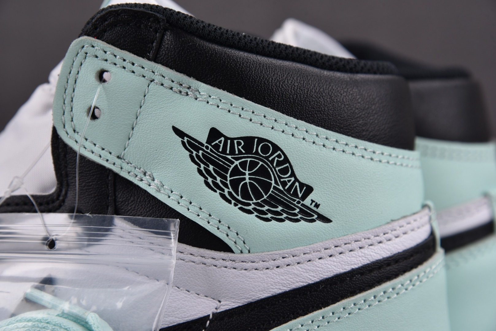 AJ1薄荷绿 尺码:40-47.5纯原-Air Jordan 1 Retro High“Igloo”冰屋