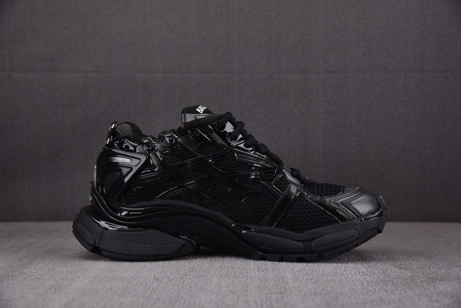 巴黎7代尺码:35-46总裁R版出品-BalenciagaRunner黑色YZ009-03