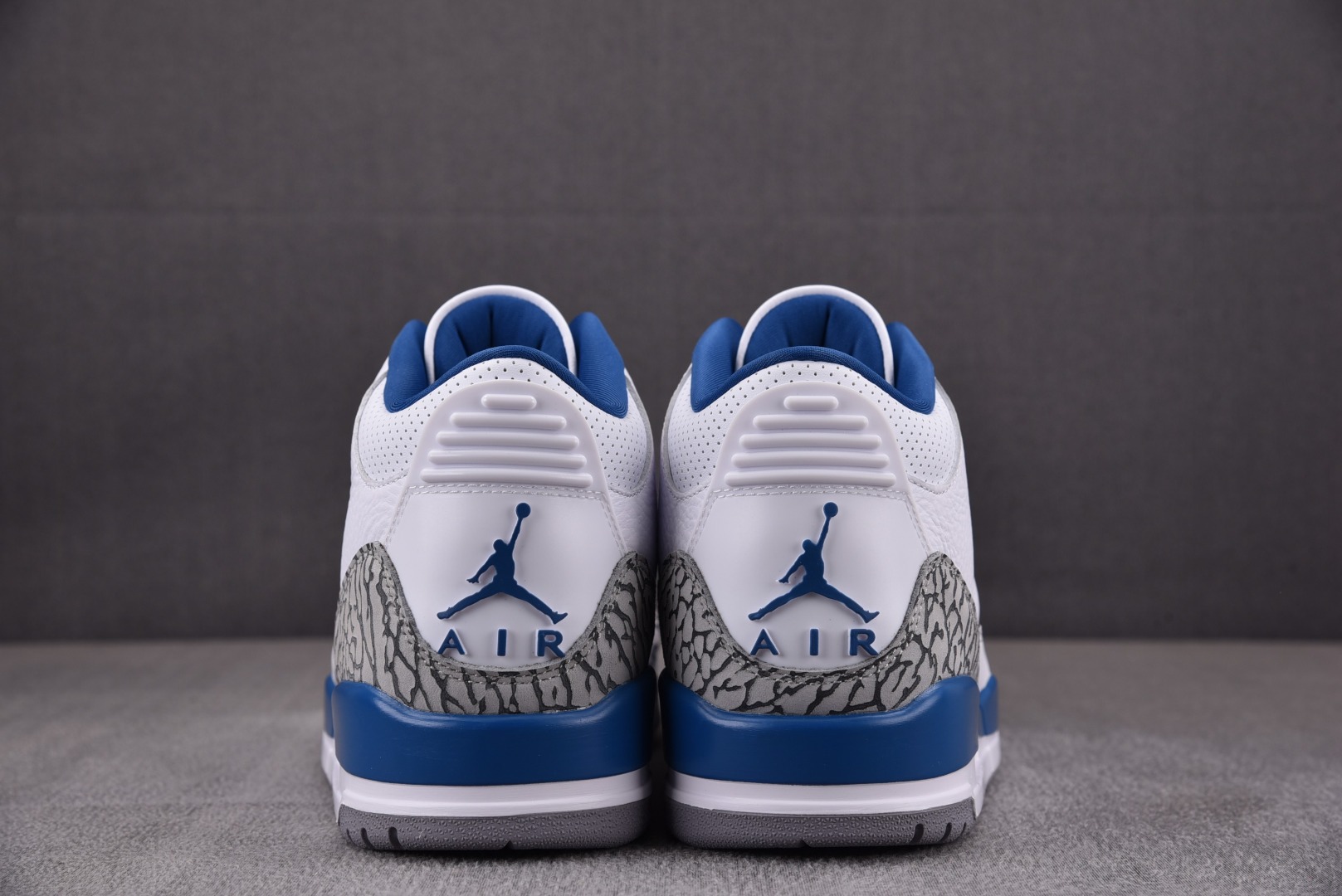 AJ3白蓝尺码:36-48总裁R版出品-AirJordan3Retro“WhiteandTrueBlue