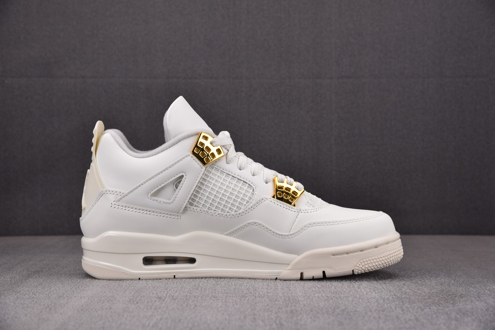 AJ4奶白色尺码:40-47.5总裁R版出品-WMNSAirJordan4Retro奶白色AQ9129-