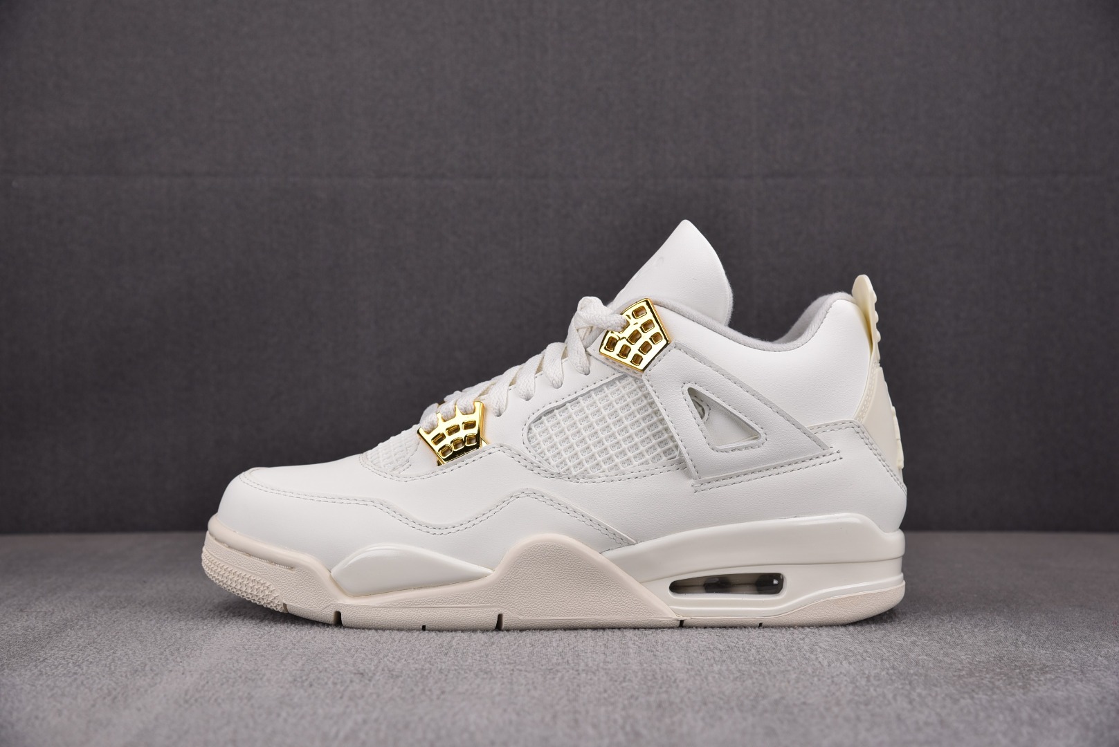 AJ4奶白色尺码:40-47.5总裁R版出品-WMNSAirJordan4Retro奶白色AQ9129-