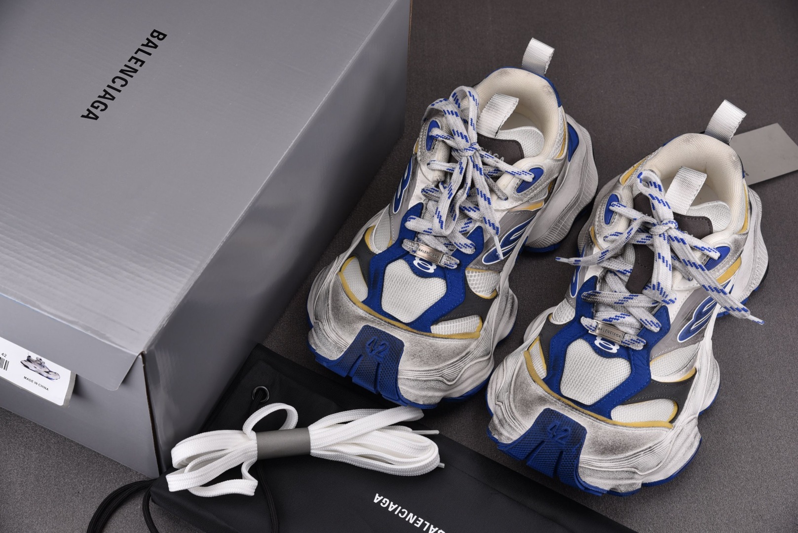 Balenciaga尺码:35-46超重偏大一码总裁R版出品-BalenciagaCARGO白灰蓝YZ0