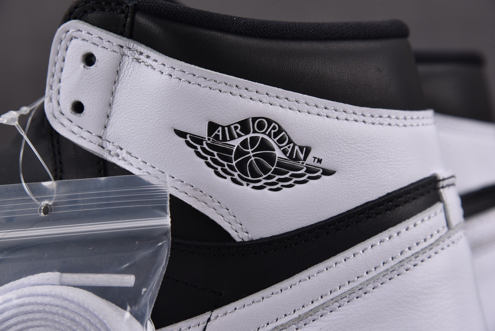 AJ1反转白黑尺码:40-47.5总裁R版出品-AirJordan1HighOG“ReversePand