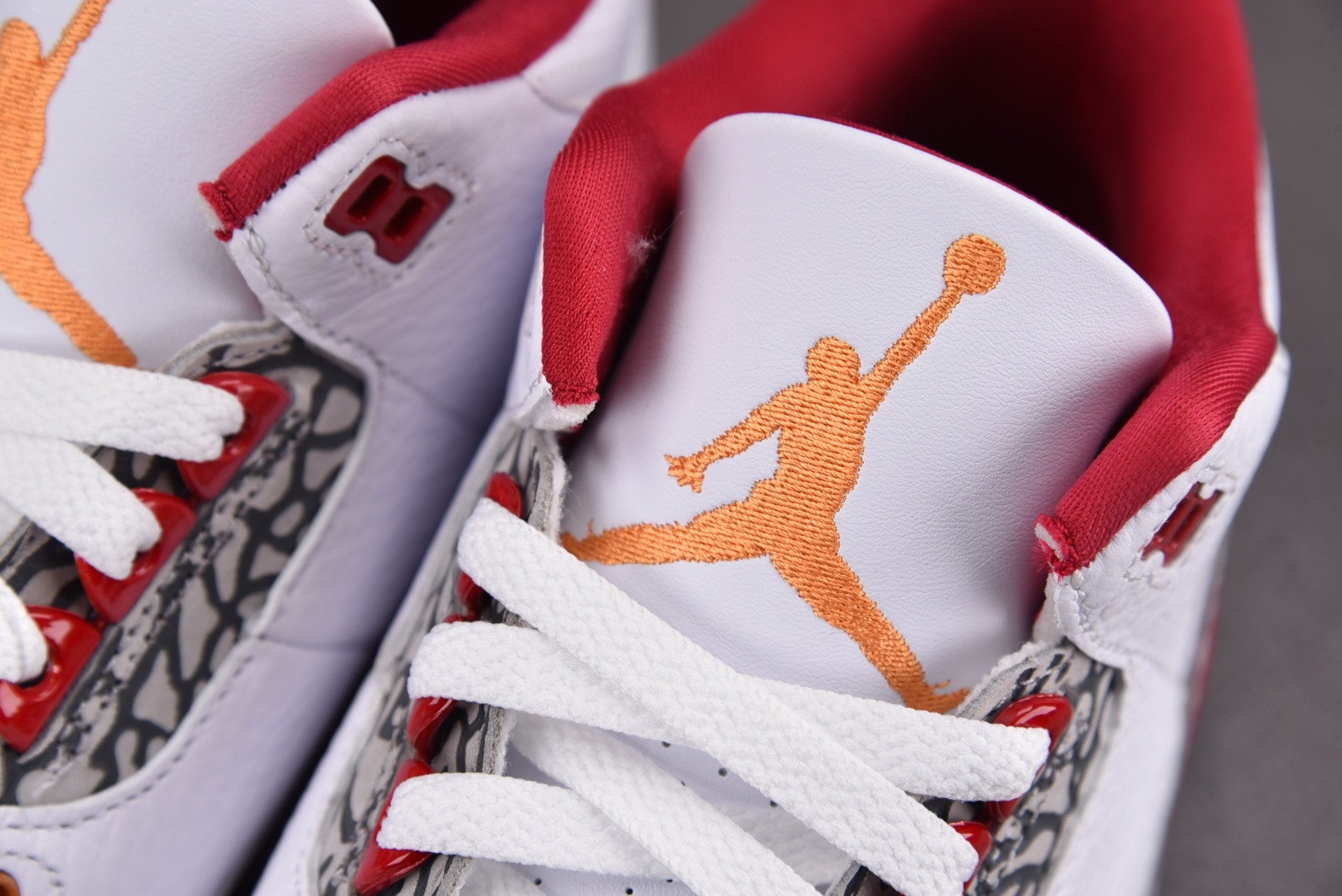 AJ3红雀尺码36-48.5总裁R版出品-AirJordan3RetroCardinalRed白酒红红雀