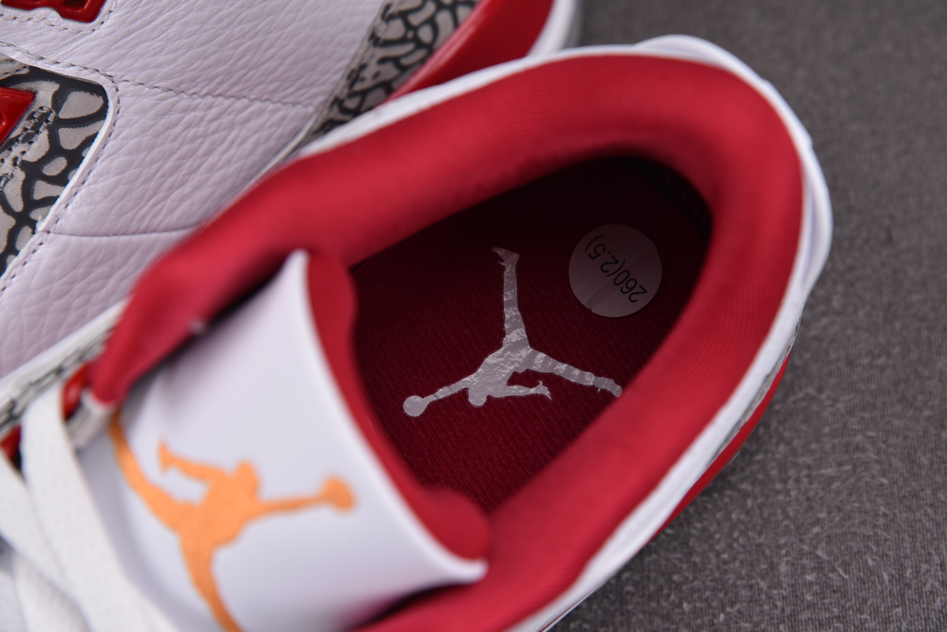 AJ3红雀尺码36-48.5总裁R版出品-AirJordan3RetroCardinalRed白酒红红雀