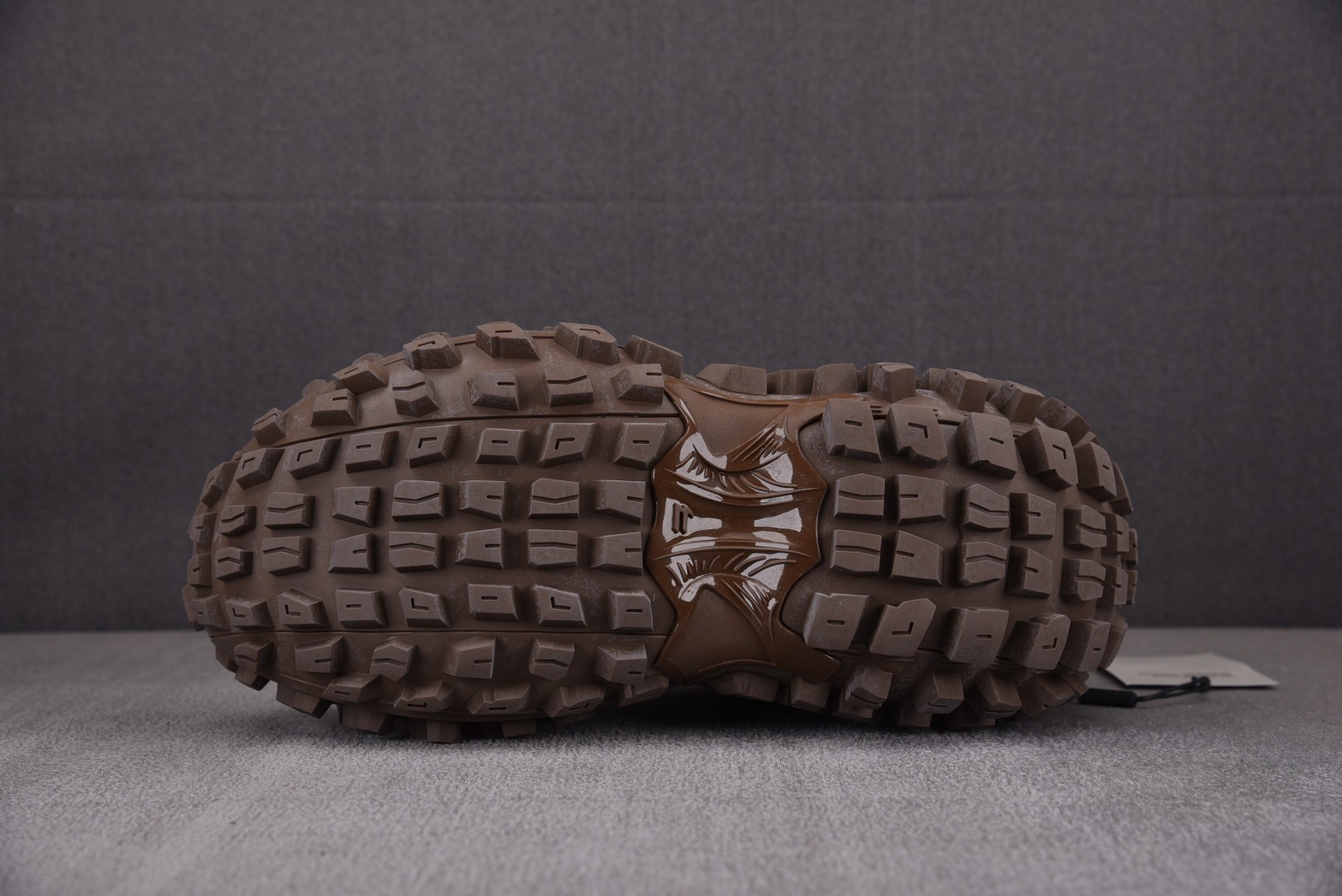 巴黎尺码:35-46偏大一码纯原-BalenciagaDdfender巴黎世家轮胎鞋棕色YZ009-03