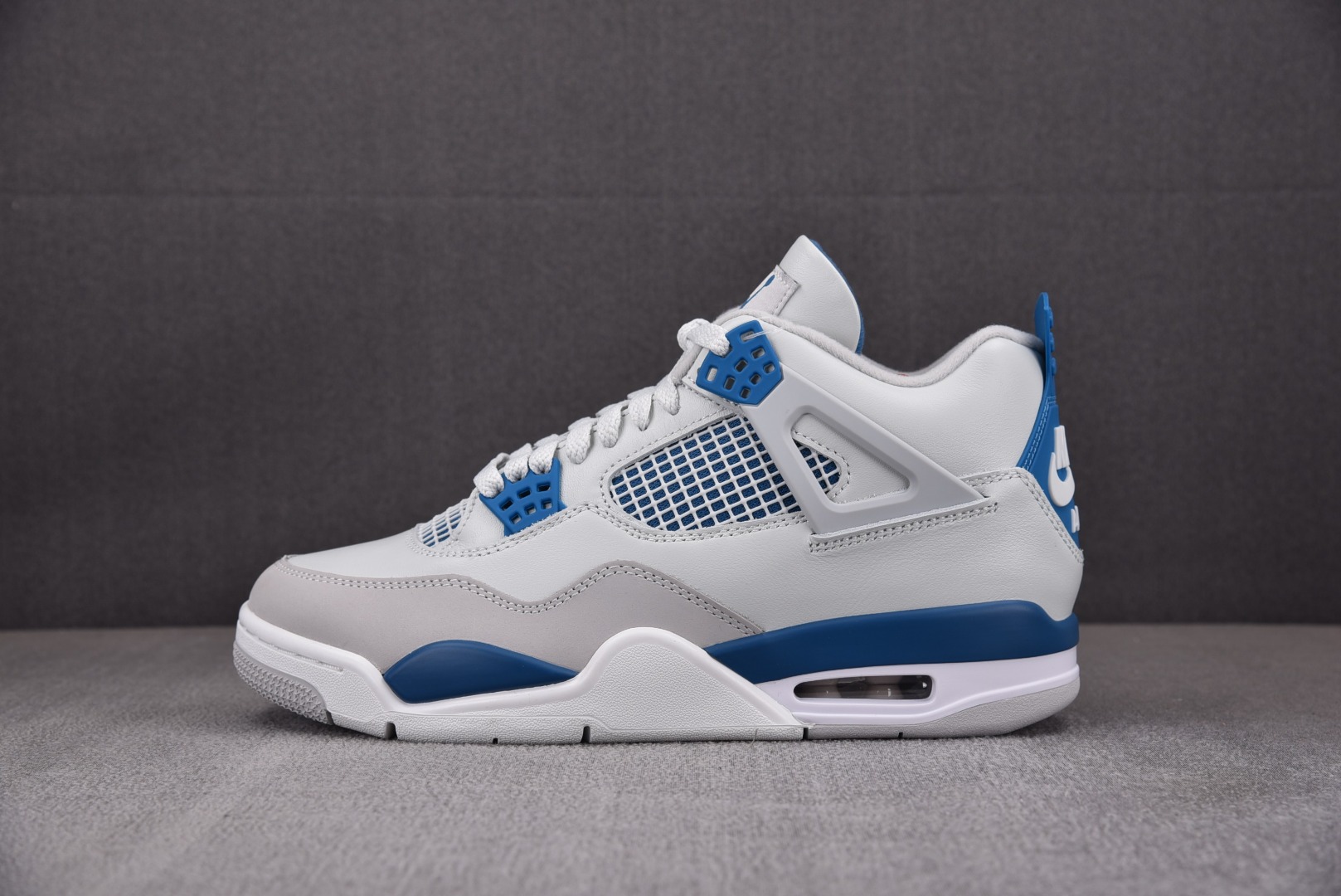 AJ4军蓝尺码:40-50.5纯原-AirJordan4RetroMilitaryBlue军蓝FV502