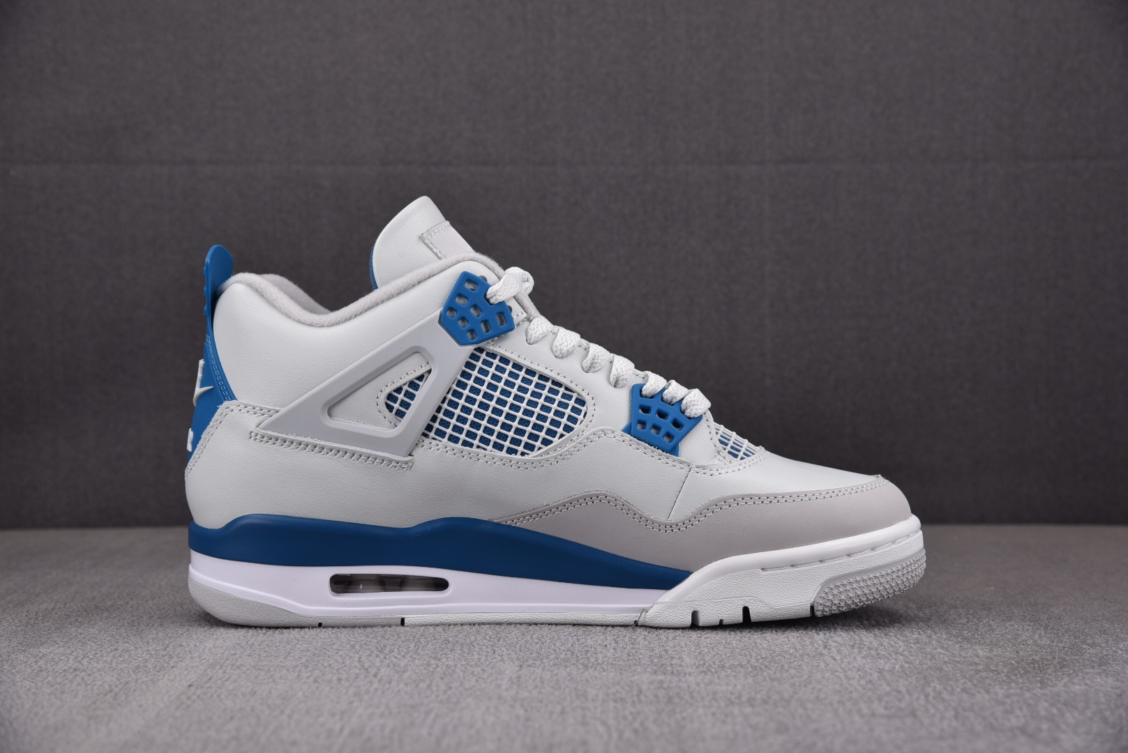 AJ4军蓝尺码:40-50.5纯原-AirJordan4RetroMilitaryBlue军蓝FV502