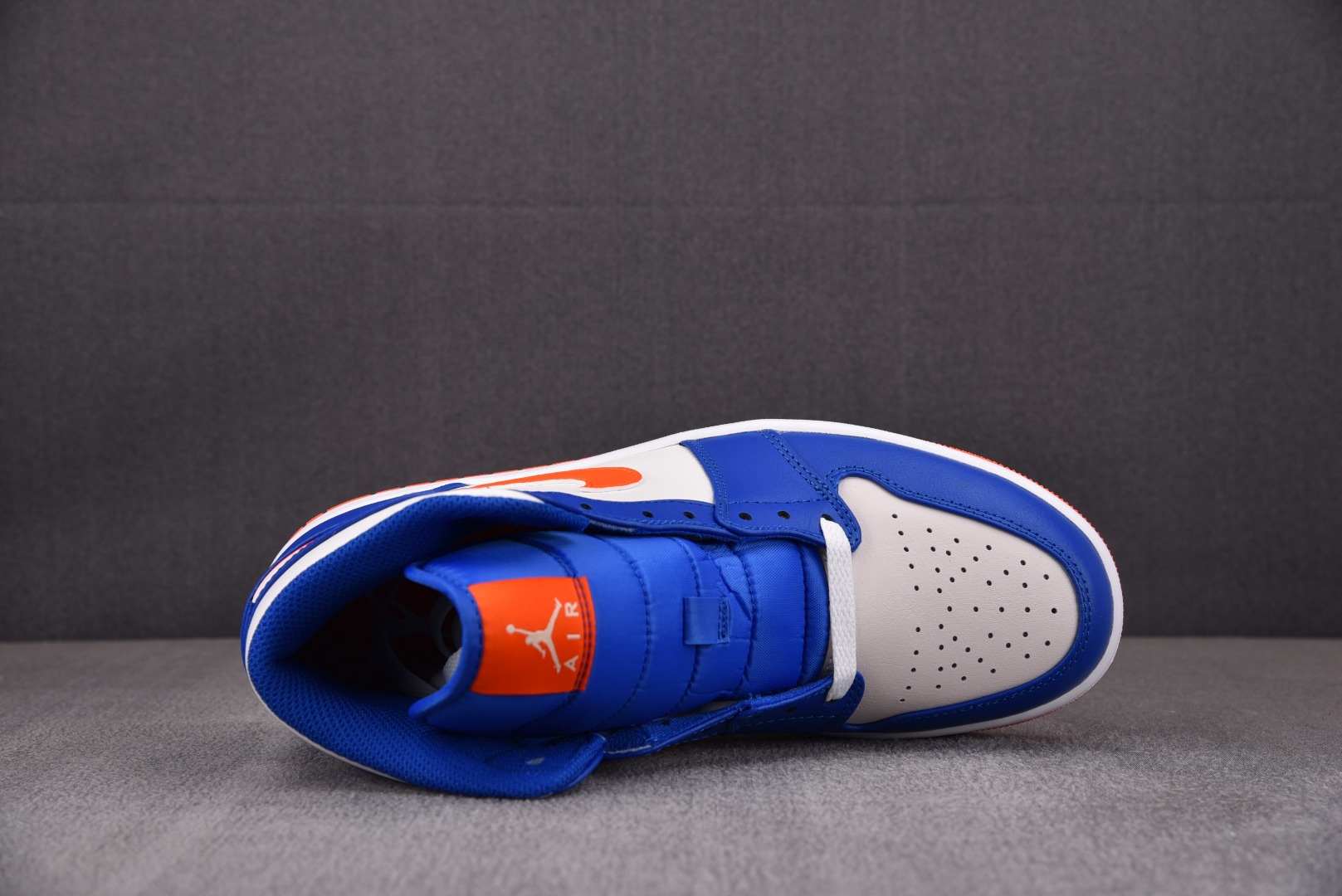 AJMid白蓝橙尺码:40-46纯原-AirJordan1Mid“Knicks”尼克斯白蓝橙FD1029