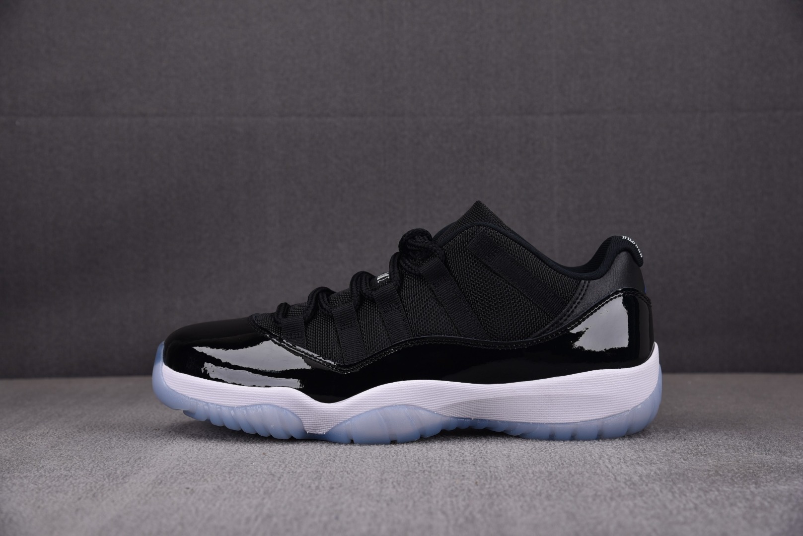 AJ11黑白尺码:40.5-48.5纯原-AirJordan11Low“SpaceJam”黑白FV510