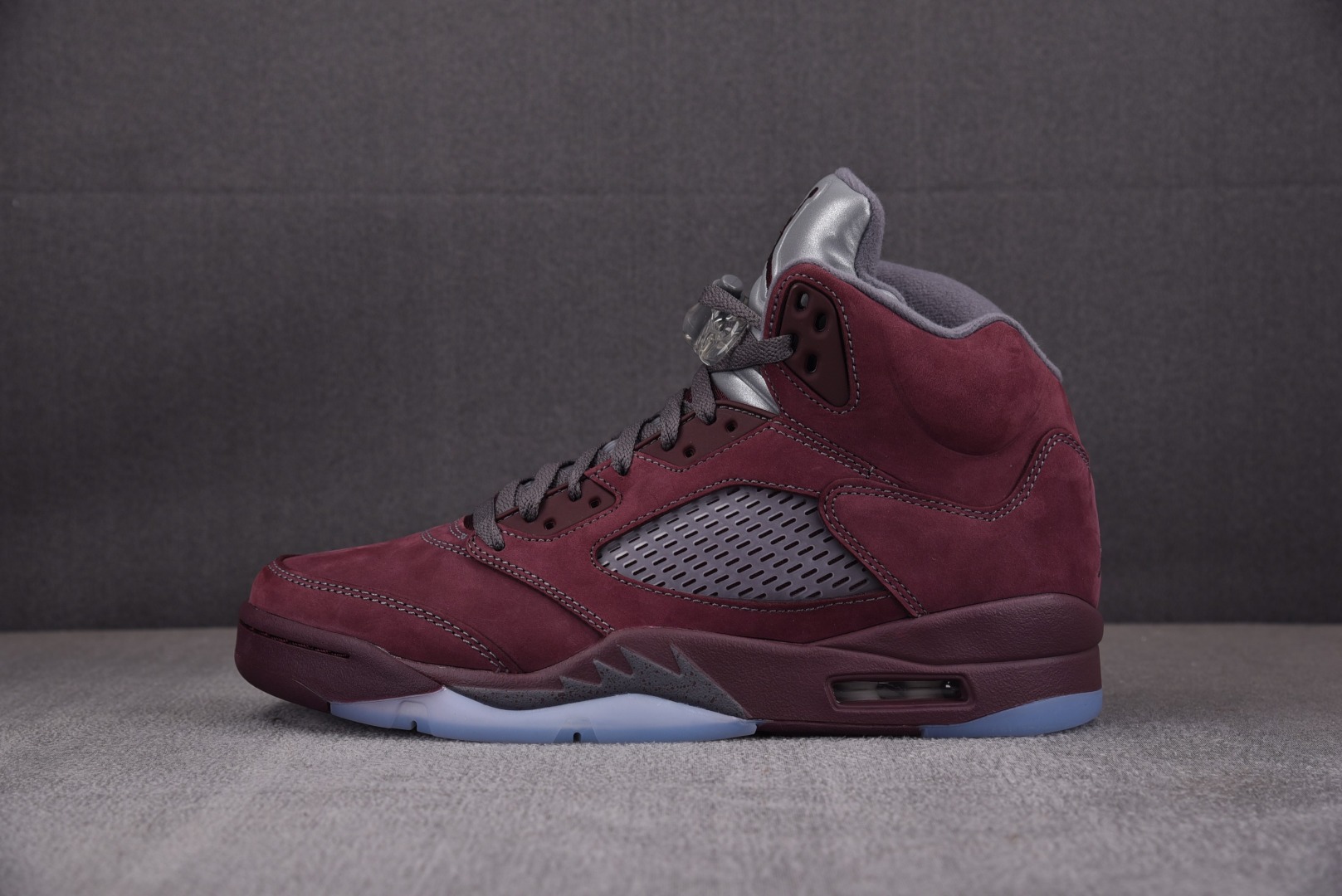 AJ5酒红尺码:40.5-47.5纯原-AirJordan5“Burgundy”2023酒红DZ4131