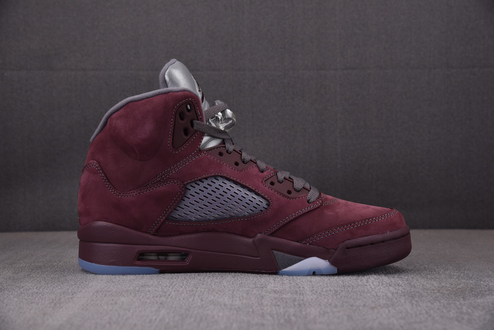 AJ5酒红尺码:40.5-47.5纯原-AirJordan5“Burgundy”2023酒红DZ4131