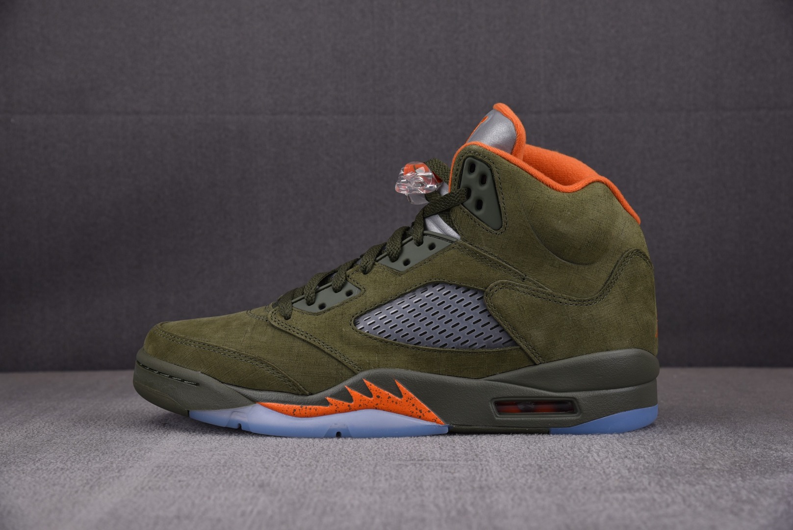 AJ5橄榄绿尺码:40.5-47.5纯原-AirJordan5Retro“Olive”橄榄绿DD0587