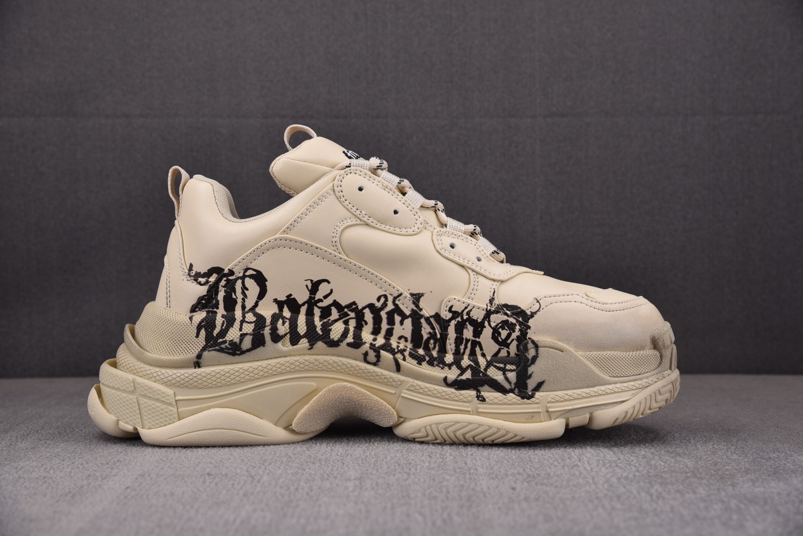 巴黎尺码:35-46纯原-Balenciaga老爹鞋米白涂鸦YZ001