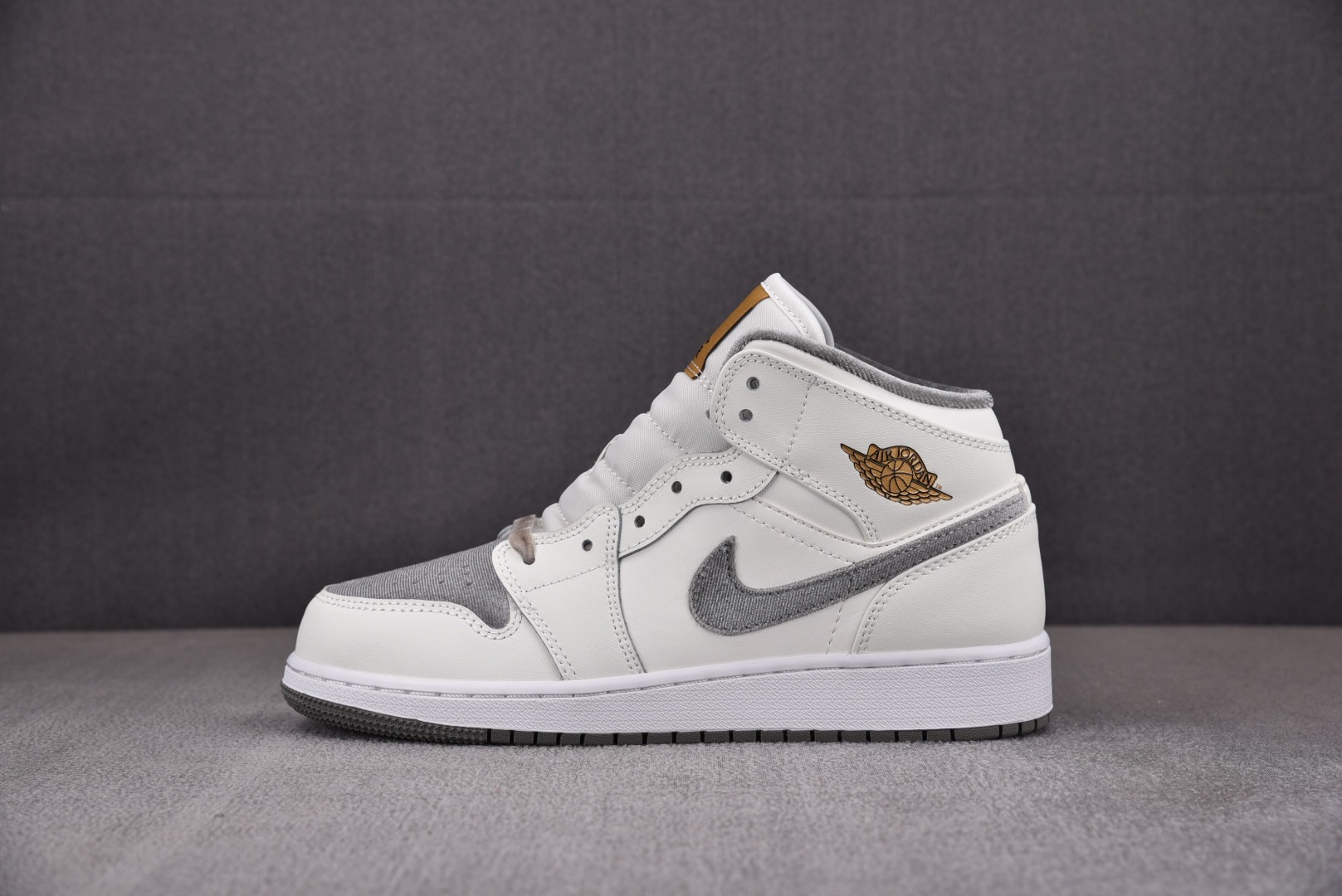 AJMid米灰尺码:35.5-40纯原-AirJordan1MidSEGS米灰FB9899-100