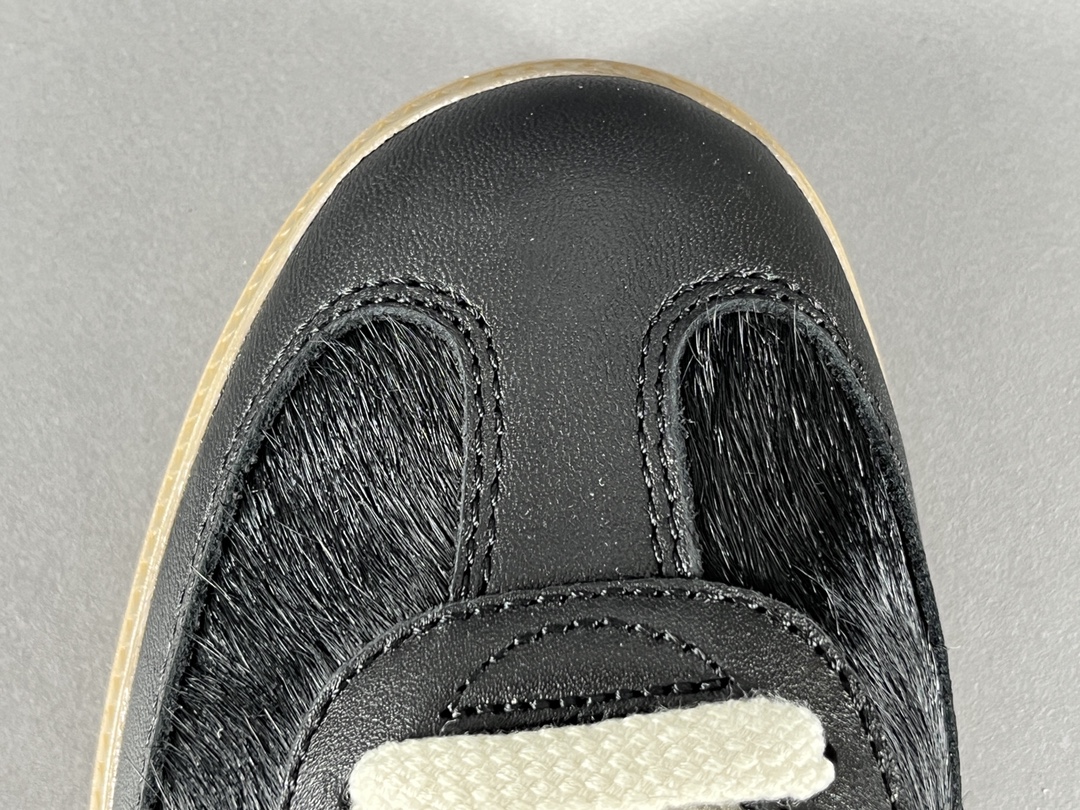 纯原-WALESBONNERXadidasoriginalsSambaPonyTonal黑白板鞋lE05