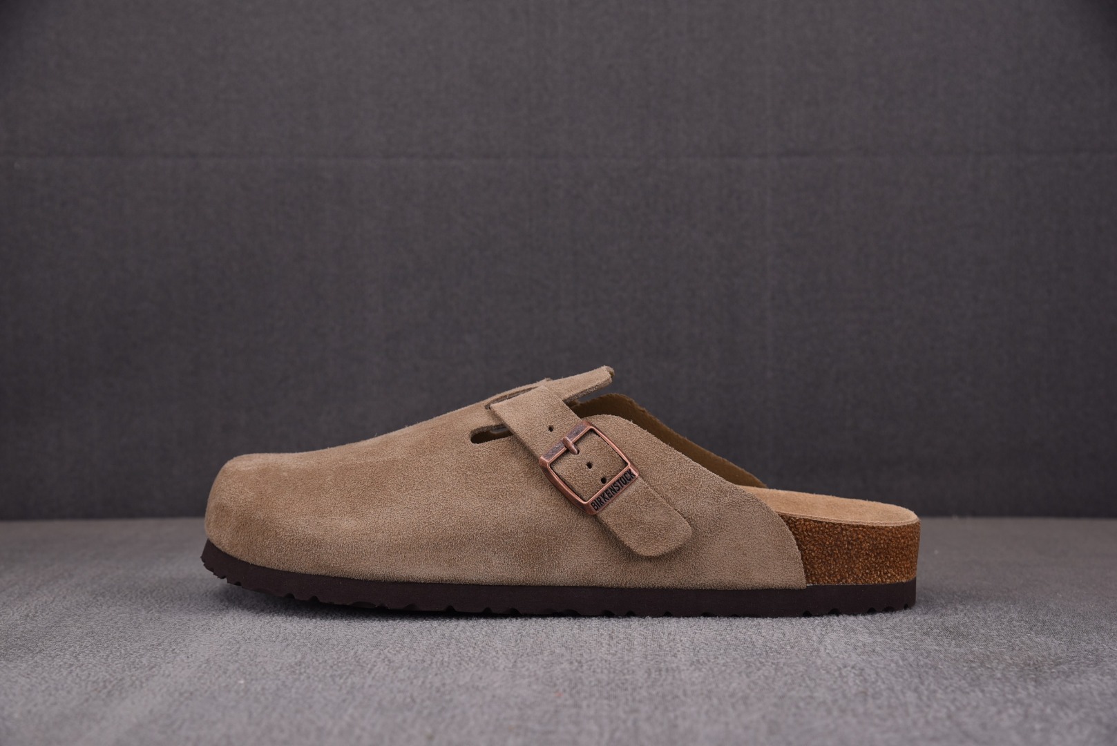 Birkenstock尺码35-45纯原出品-Brikenstock包头拖鞋咖啡色YZ029