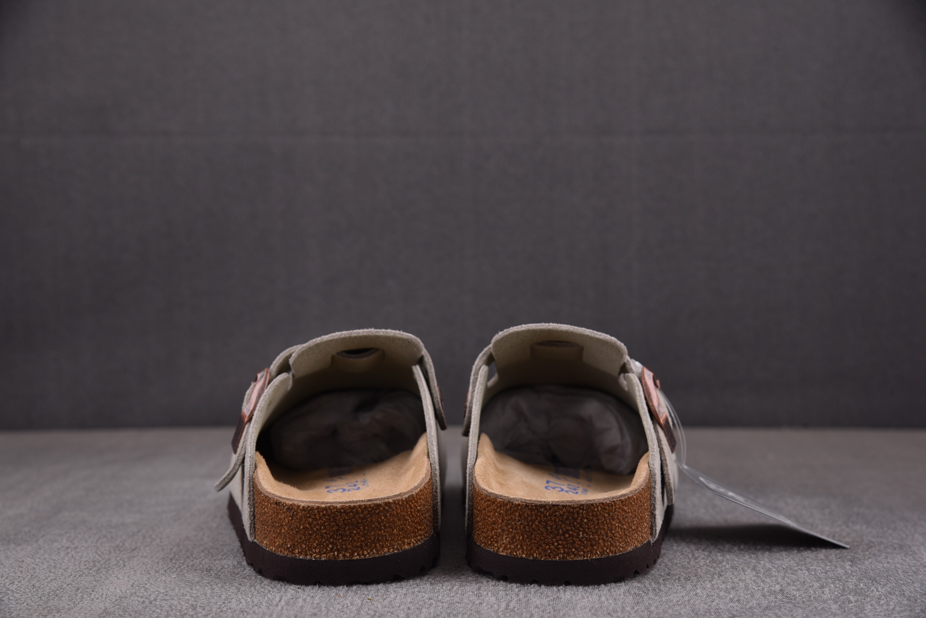 Birkenstock尺码35-45纯原出品-Brikenstock包头拖鞋卡其色YZ029