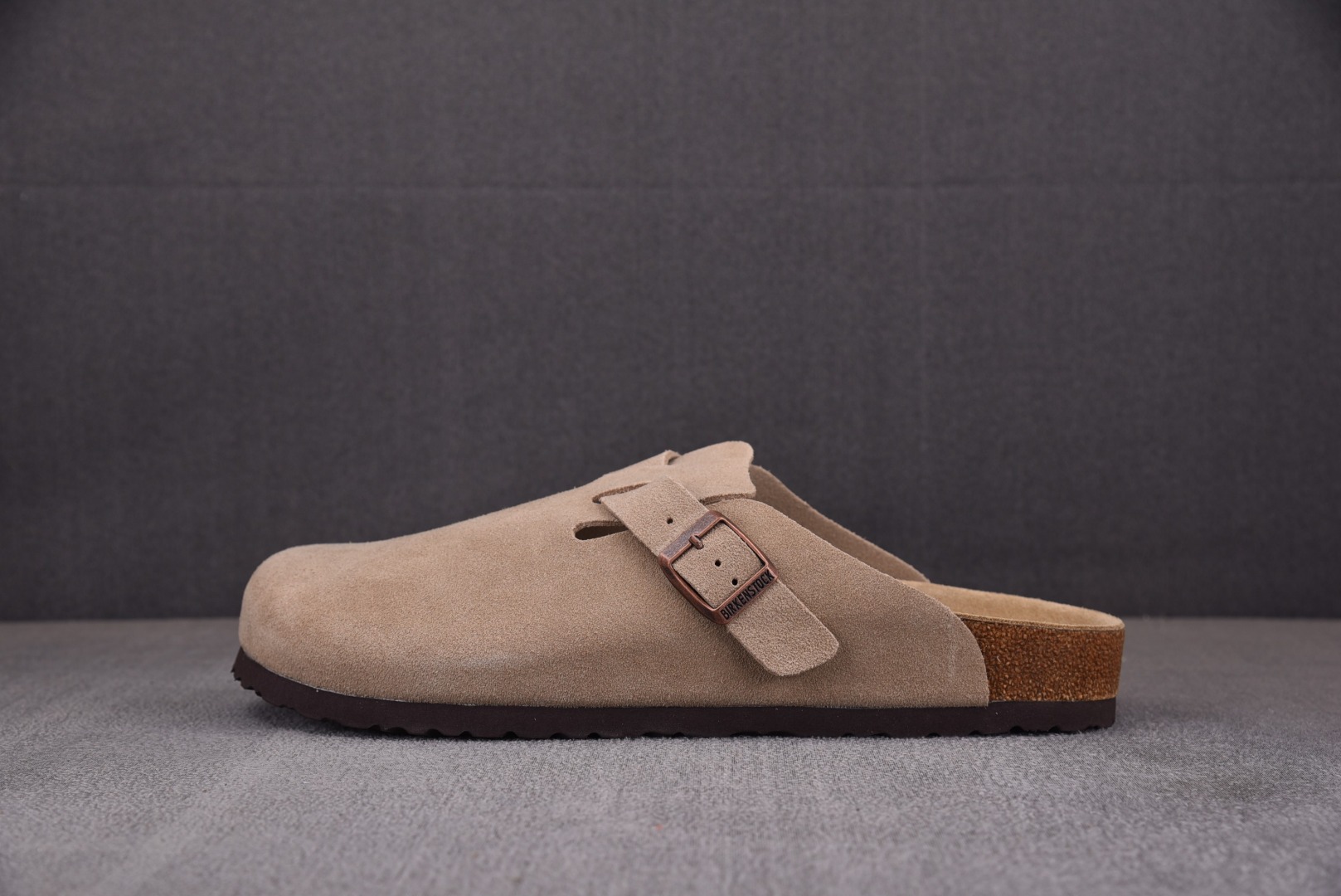 Birkenstock尺码35-45纯原出品-Brikenstock包头拖鞋沙色YZ029