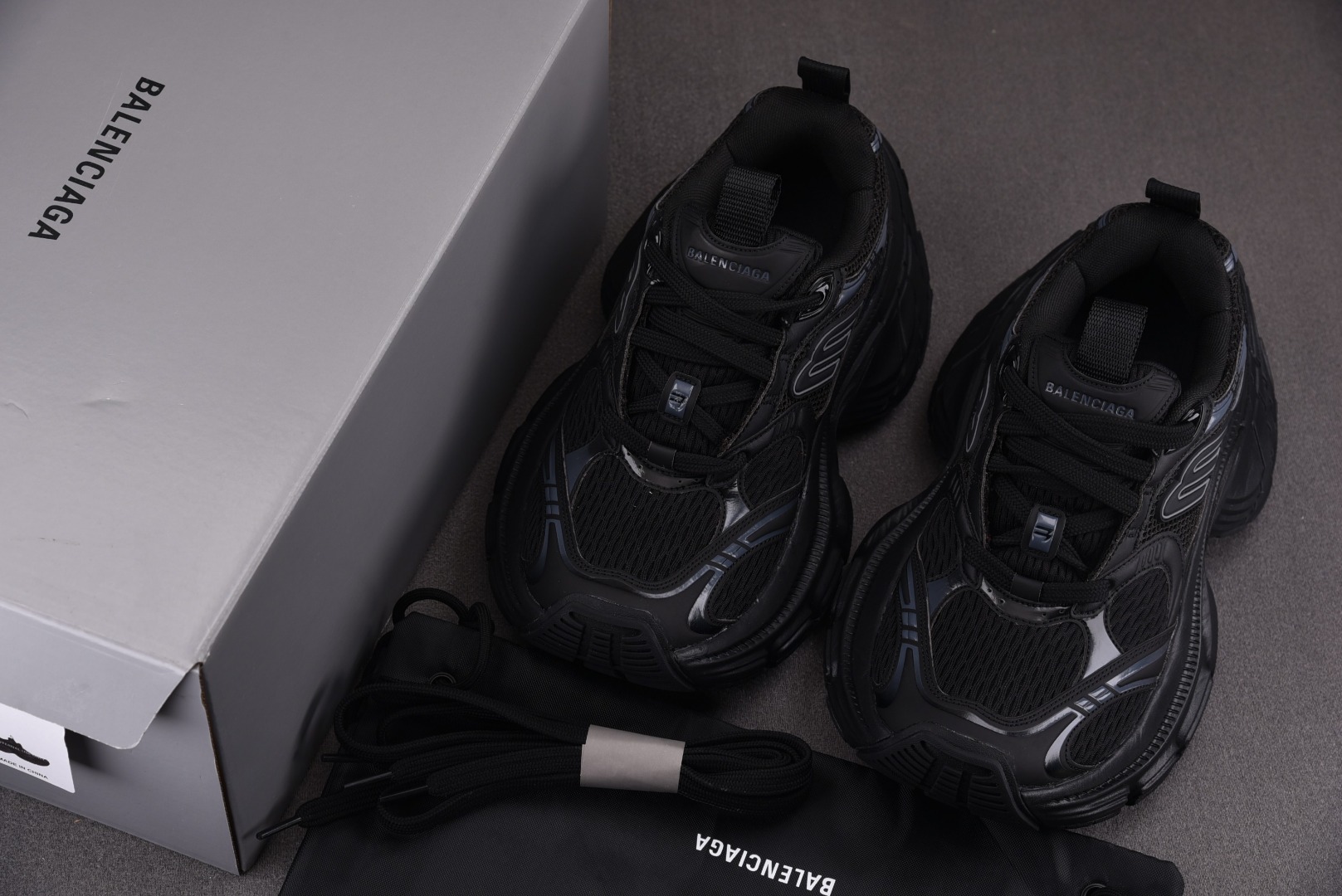 巴黎尺码35-46纯原出品-Balenciaga10XL黑色YZ001