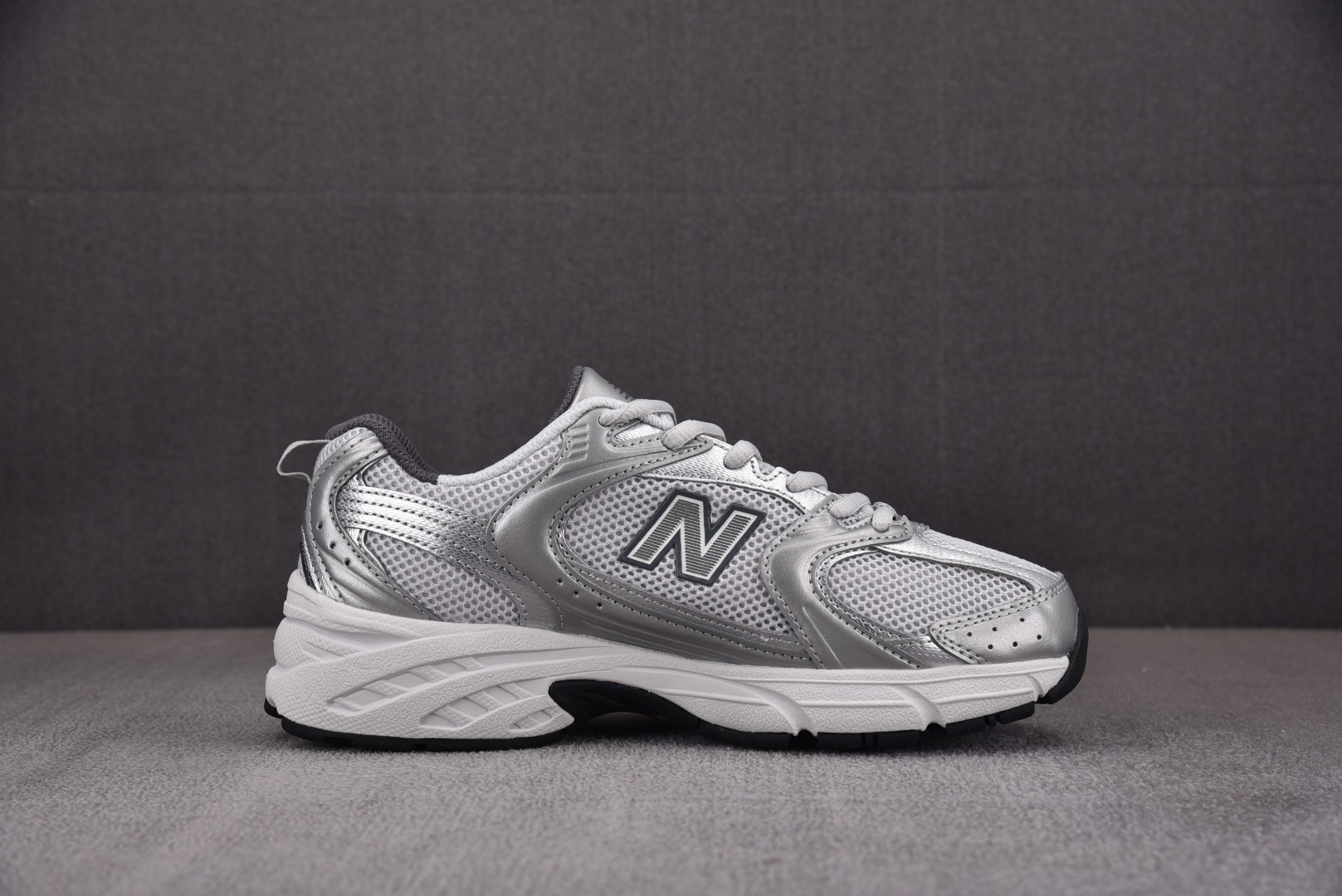 新百伦尺码:36-44.5纯原-NewBalanceNB530白灰MR530LGYZ010鞋码36373