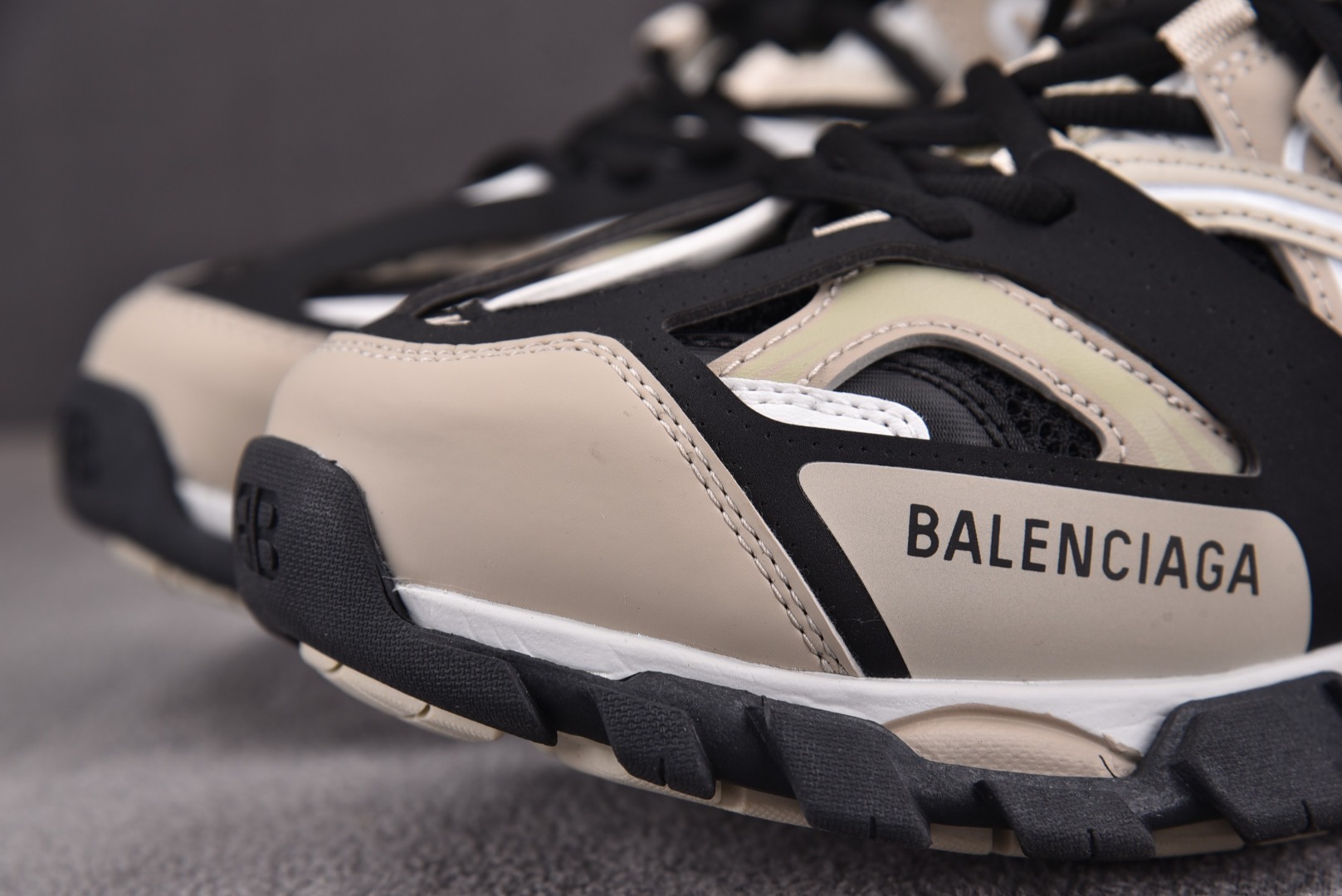 巴黎尺码:35-46纯原-BalenciagaTrack米色YZ003-4