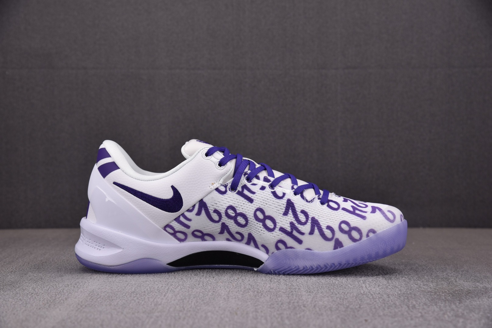 科比尺码:40-48.5建议拿大0.5纯原S2版-Kobe8Protro“CourtPurple”白紫数