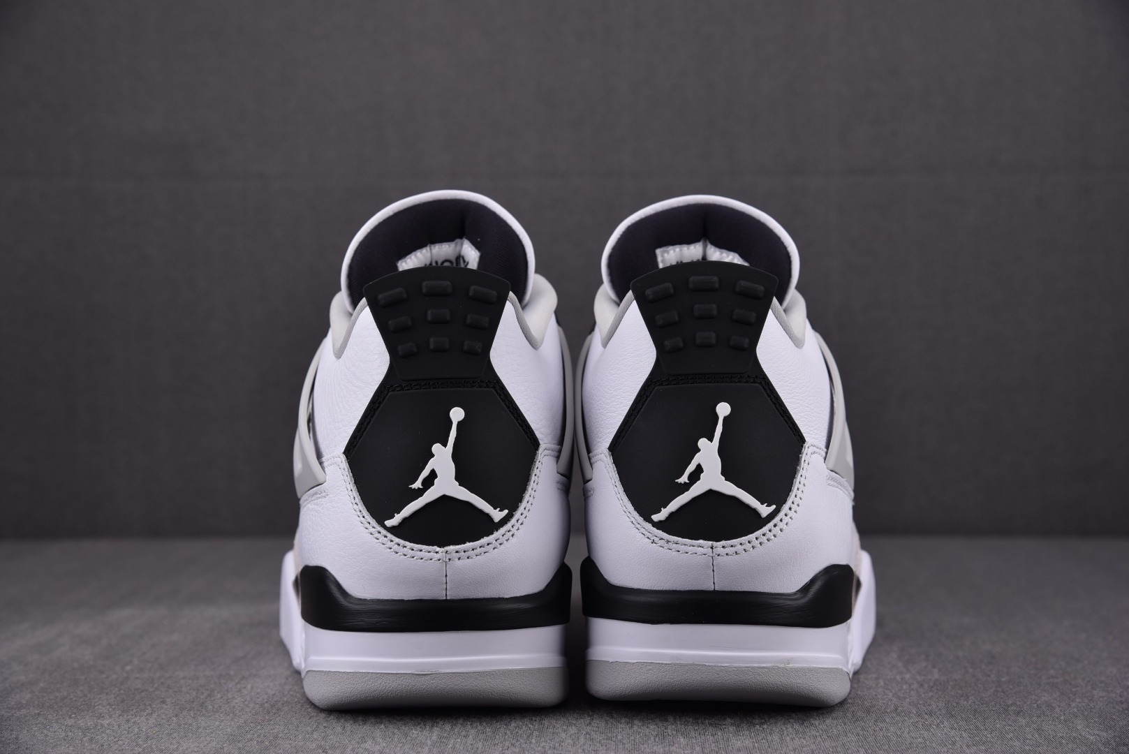 AJ4小白水泥鞋码40-48.5纯原出品-AirJordan4Retro“MilitaryBlack”灰