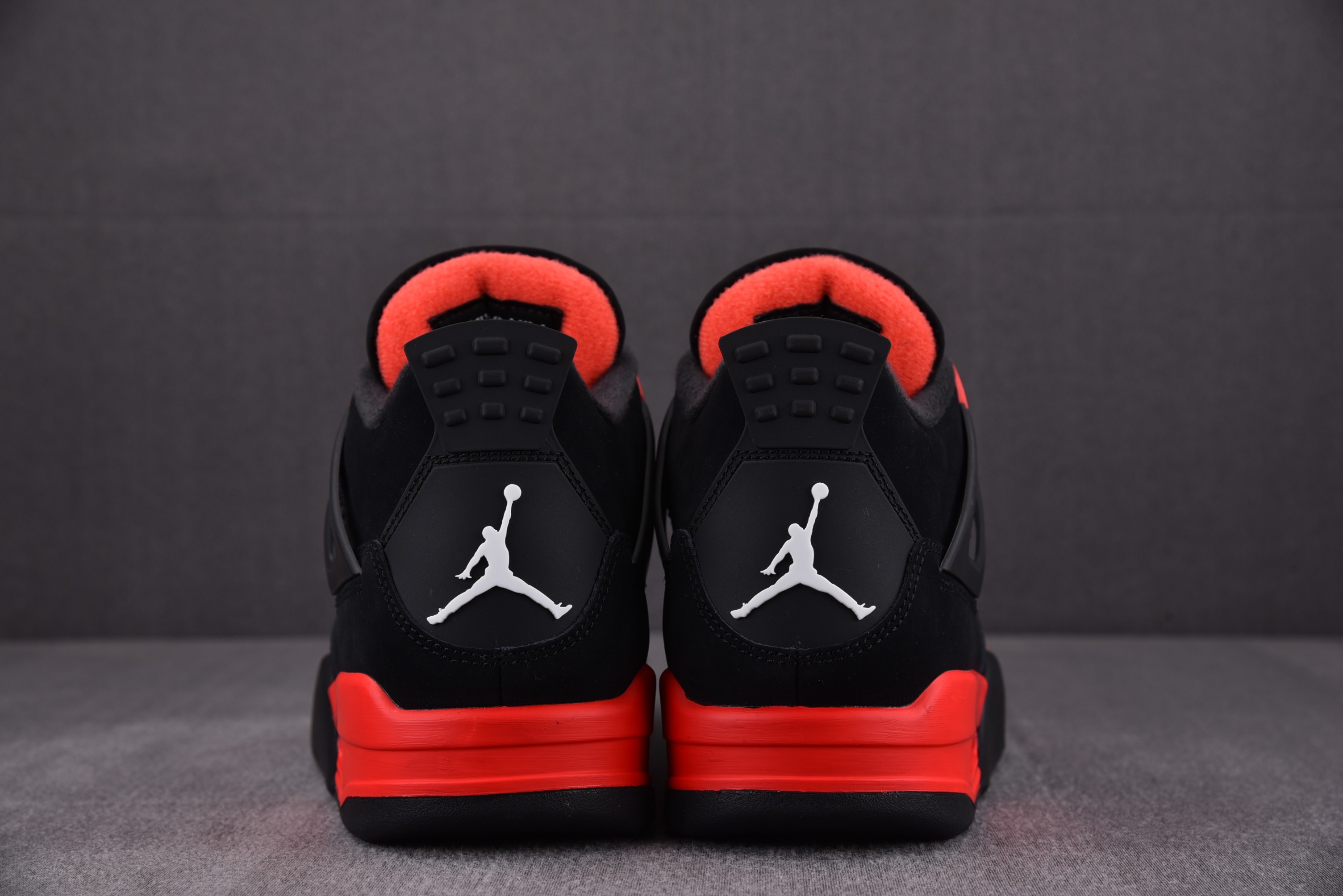 AJ4黑红尺码:40-48.5纯原版-AirJordan4RetroUniversityBlueAJ4乔