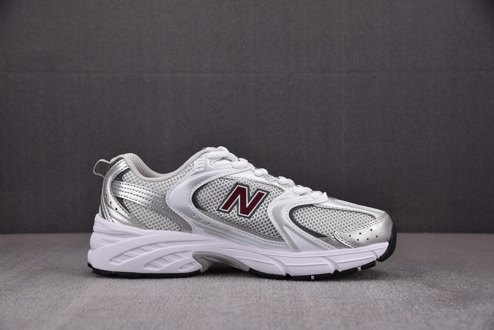 新百伦尺码:36-44.5纯原出品-NewBalanceNB530白红MR530GS鞋码363737.5