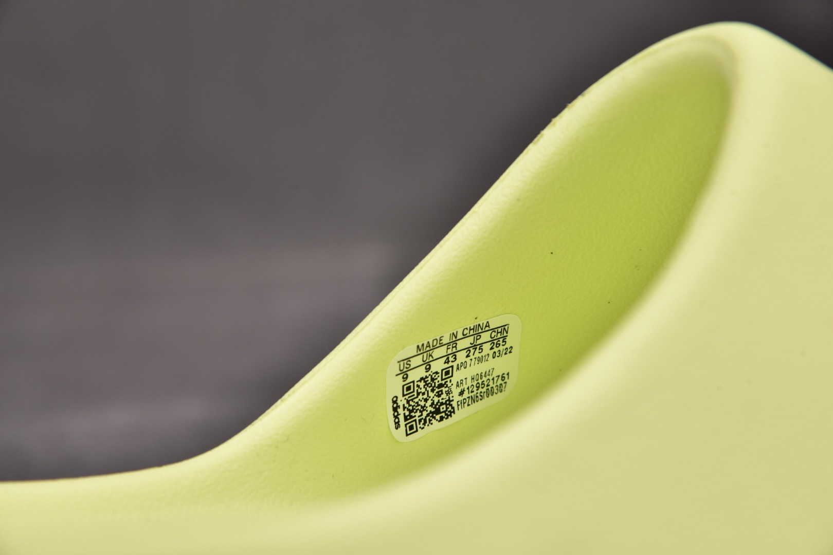 Yeezy荧光绿尺码:36.5-48.5纯原版出品-YeezySlide“GlowGreen”荧光绿HQ