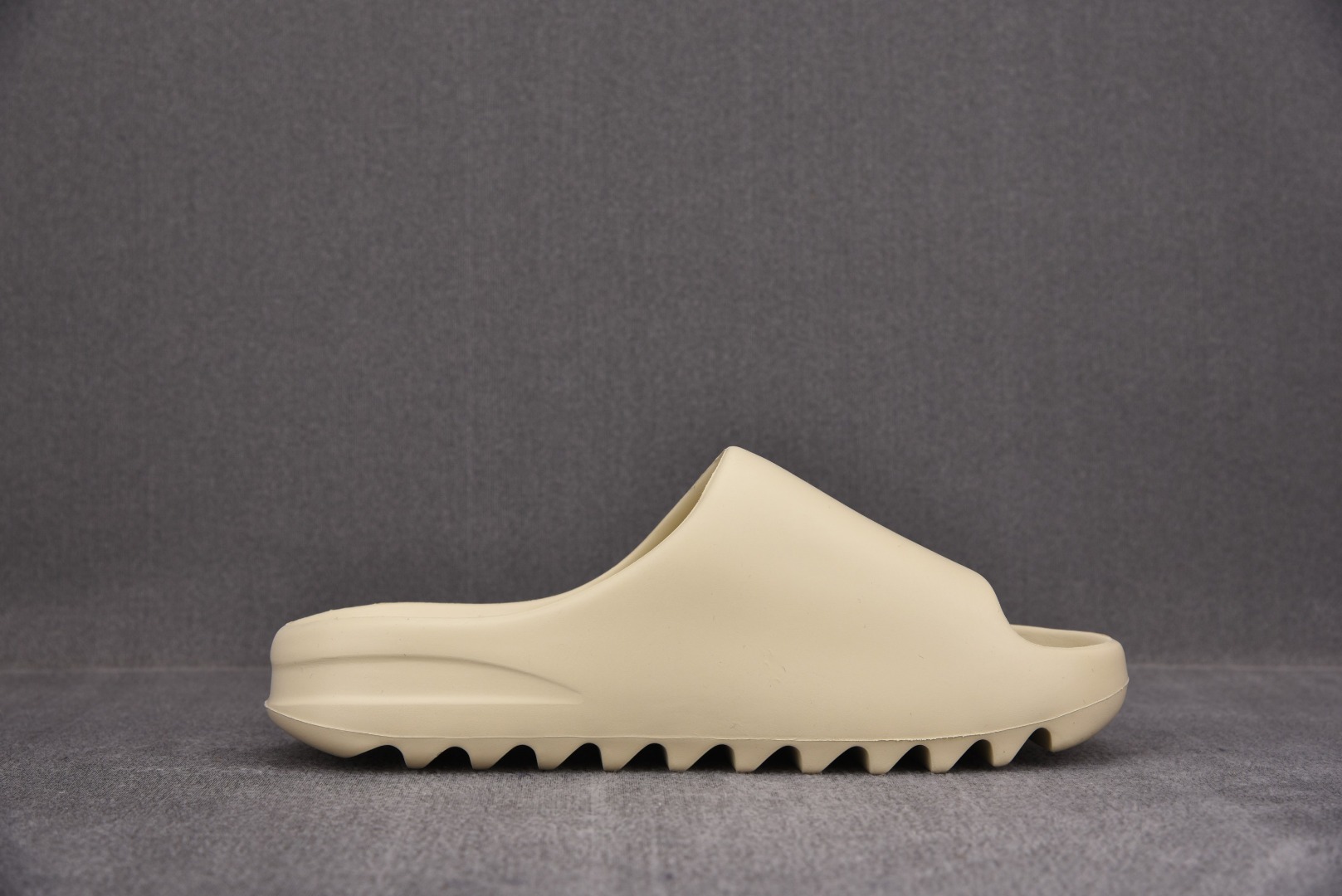 Yeezy骨白尺码:36.5-48.5纯原版出品-YeezySlide骨白FW6345YZ014Size