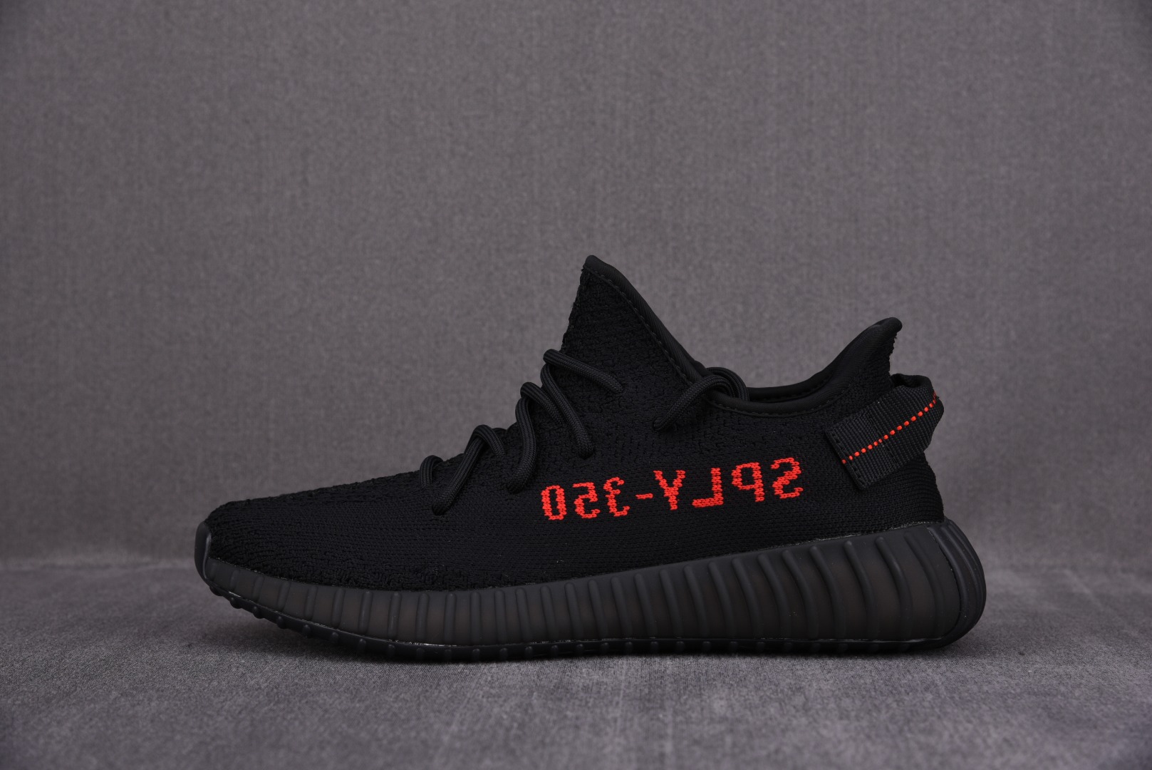 Yeezy黑红尺码:36-48纯原版出品-YeezyBoost350V2黑红文字椰子CYZ014