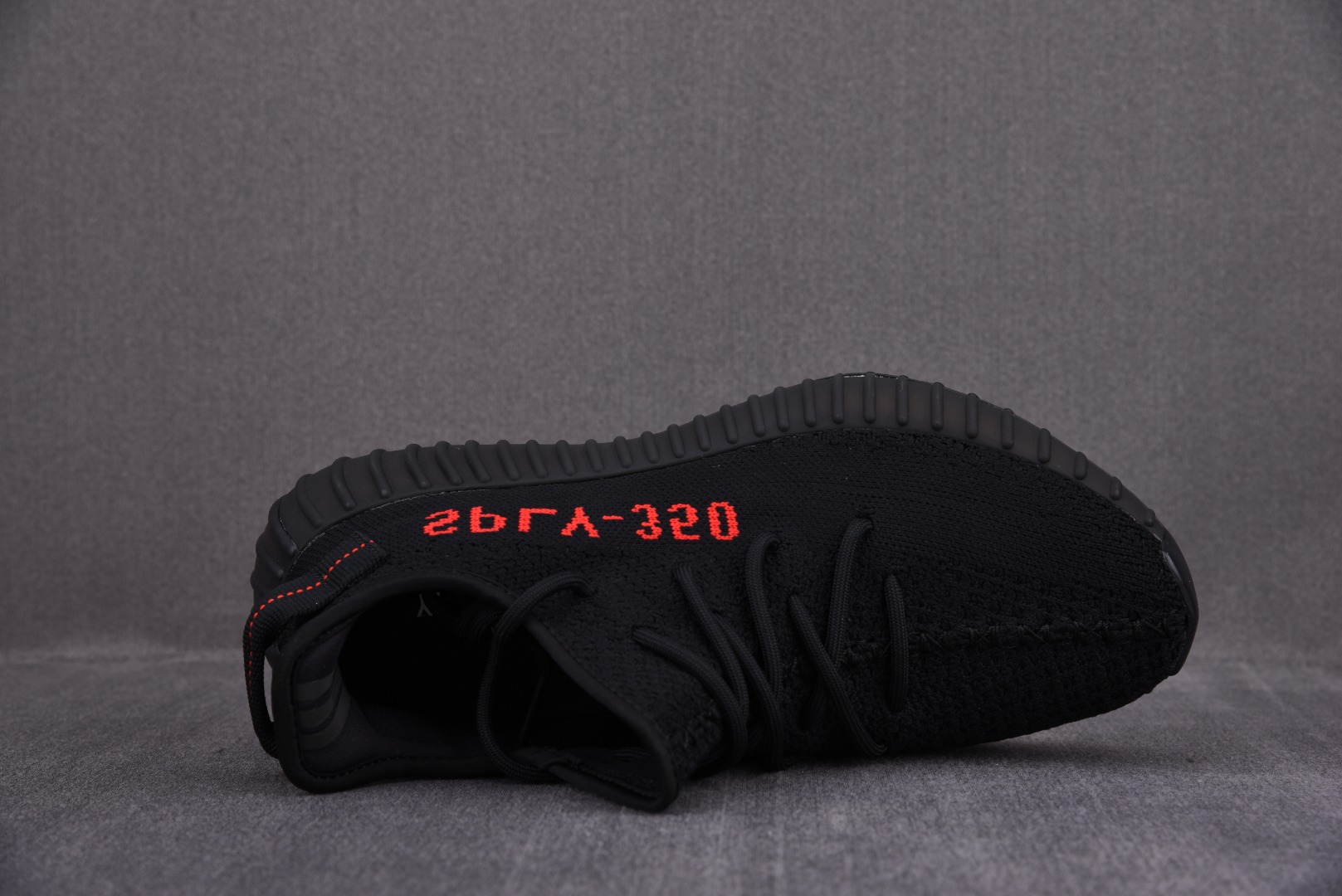 Yeezy黑红尺码:36-48纯原版出品-YeezyBoost350V2黑红文字椰子CYZ014