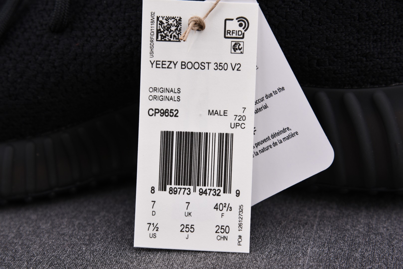 Yeezy黑红尺码:36-48纯原版出品-YeezyBoost350V2黑红文字椰子CYZ014