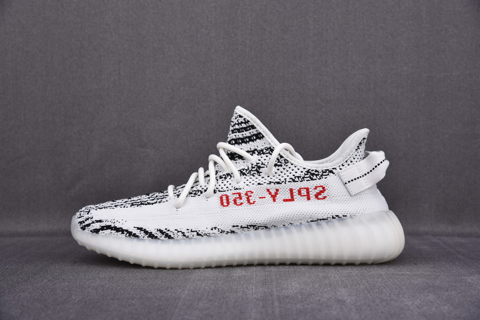 Yeezy白斑马尺码:36-48纯原版出品-YeezyBoost350V2Zebra白斑马CYZ014