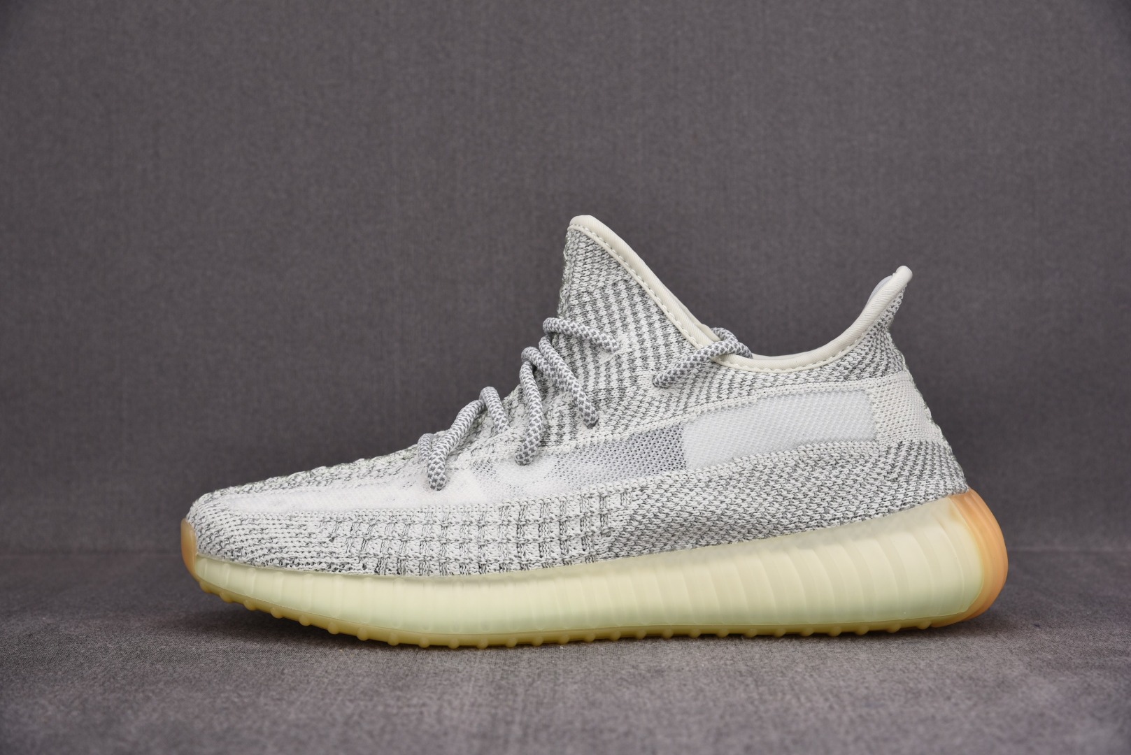 Yeezy灰白尺码:36-48纯原版出品-YeezyBoost350V2Yeshaya灰白满天星FX43