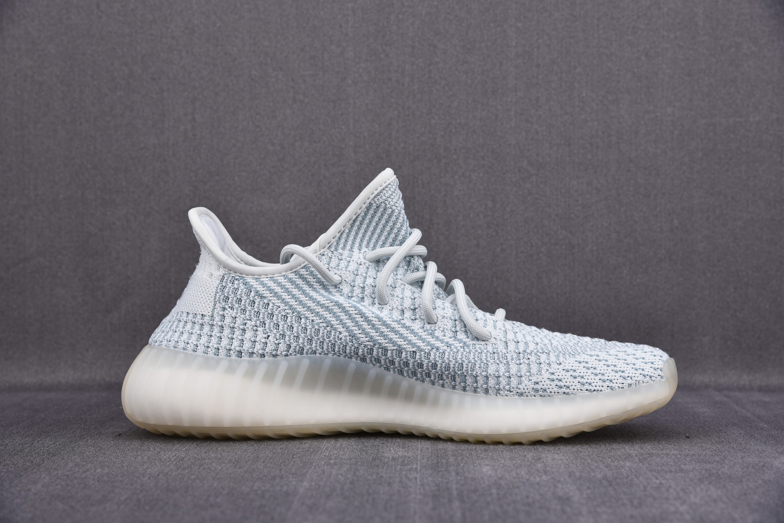 Yeezy冰蓝尺码:36-48纯原版出品-YeezyBoost350V2CloudWhite冰蓝天使FX