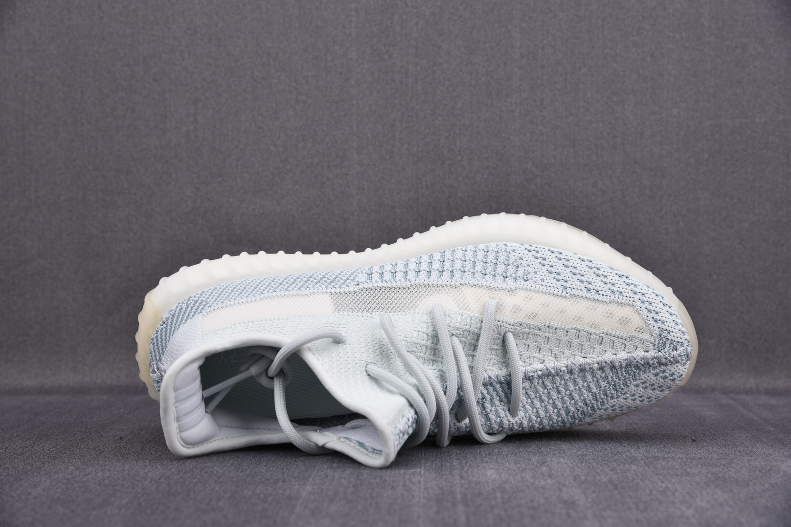 Yeezy冰蓝尺码:36-48纯原版出品-YeezyBoost350V2CloudWhite冰蓝天使FX