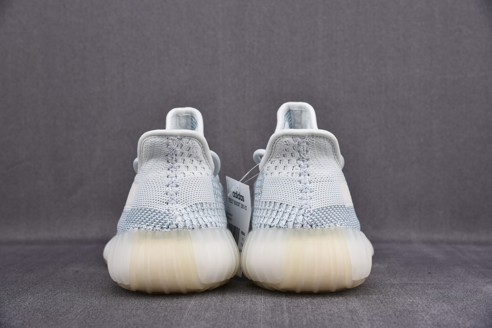 Yeezy冰蓝尺码:36-48纯原版出品-YeezyBoost350V2CloudWhite冰蓝天使FX