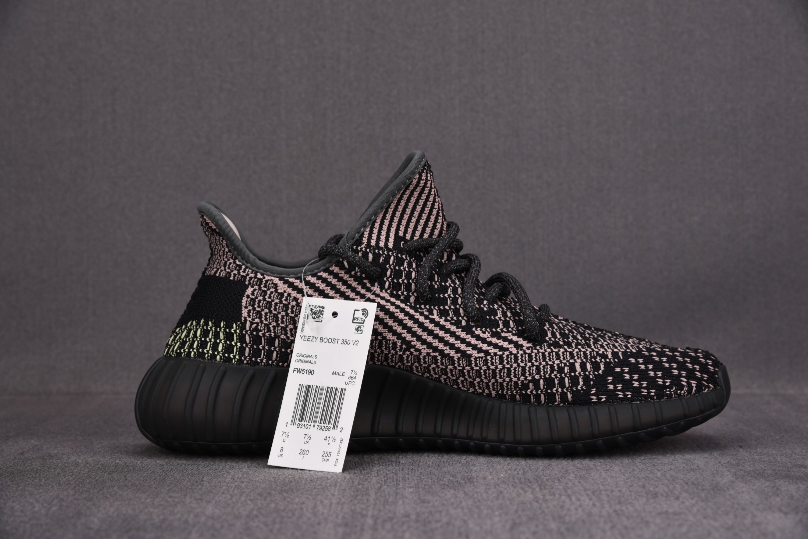 Yeezy黑红尺码:36-48纯原版出品-YeezyBoost350V2Yecheil黑红拼接羽毛天使F