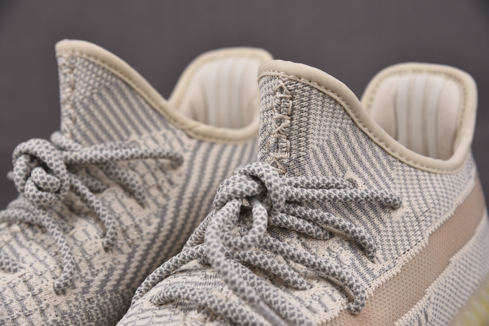 Yeezy须白尺码:36-48纯原版出品-YeezyBoost350V2Lundmark新美洲限定芝麻须