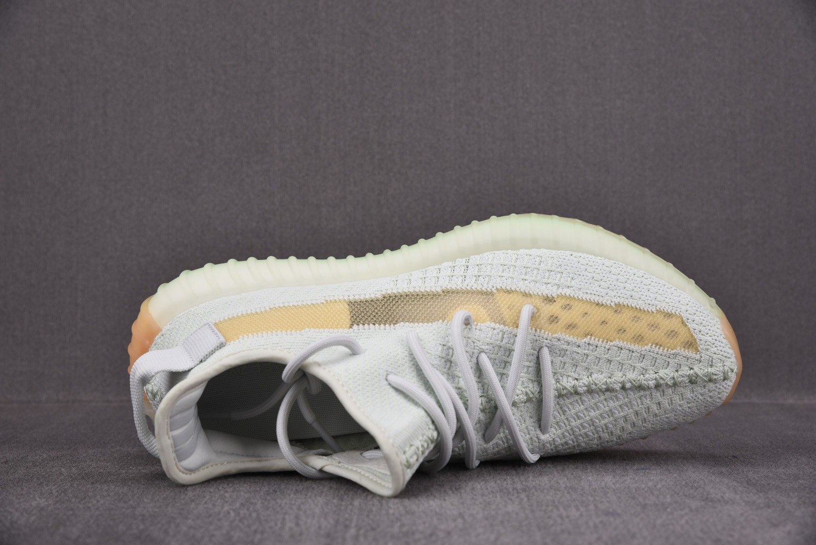 Yeezy亚洲限定尺码:36-48纯原版出品-YeezyBoost350V2Hyperspace亚洲限定