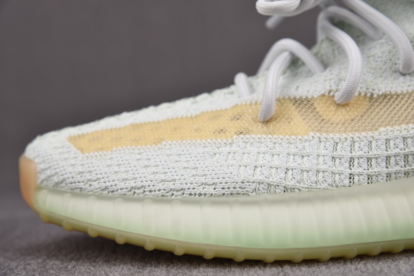 Yeezy亚洲限定尺码:36-48纯原版出品-YeezyBoost350V2Hyperspace亚洲限定