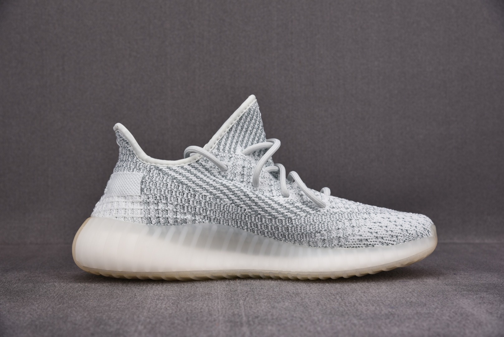 Yeezy冰蓝尺码:36-48纯原版出品-YeezyBoost350V2CouldWhite云白冰蓝满天