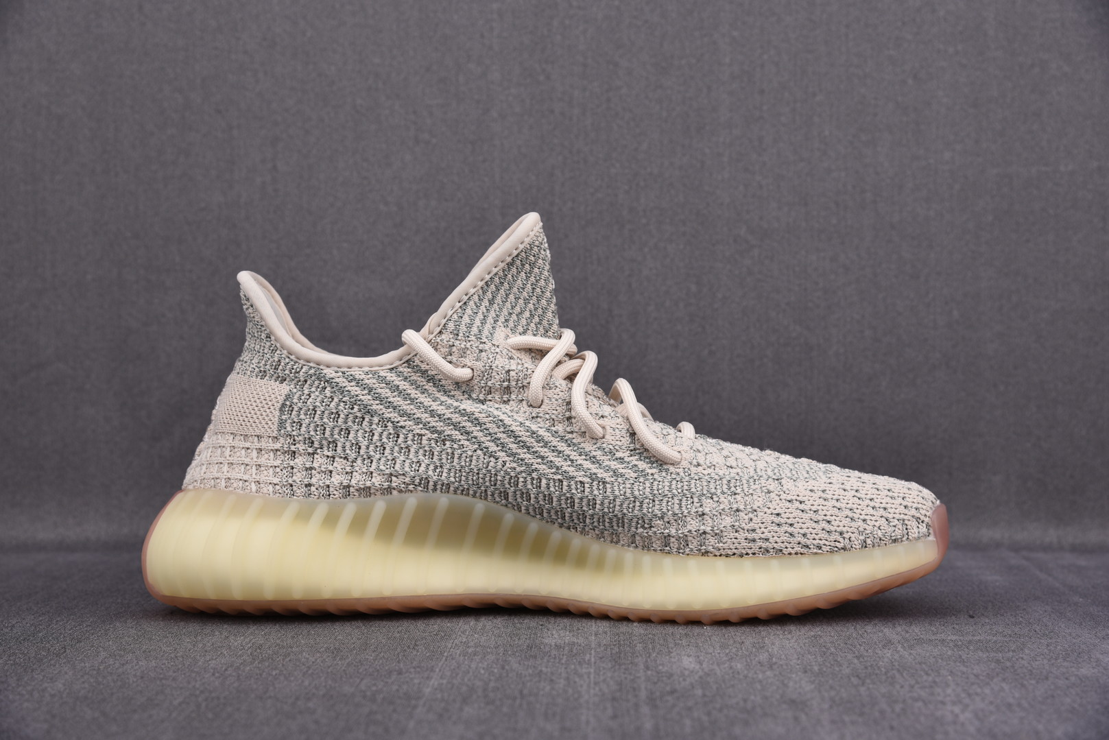 Yeezy天鹅尺码:36-48纯原版出品-YeezyBoost350V2Citrin天鹅满天星FW531