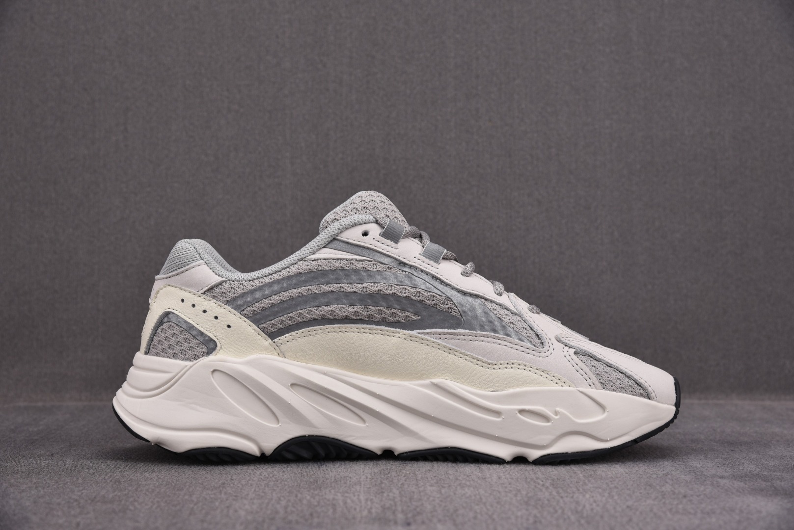 Yeezy700尺码:36-48纯原版出品-originalsYeezyBoost700V2Static