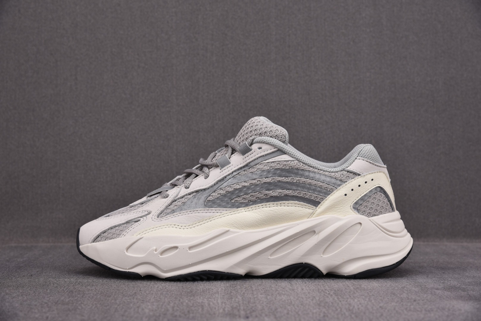 Yeezy700尺码:36-48纯原版出品-originalsYeezyBoost700V2Static